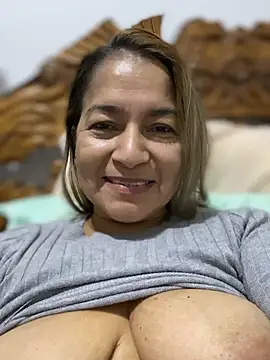 Jlo_69 – Live XXX-chat