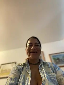 Jlo_69's Live XXX Chat