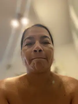 Jlo_69 Chat XXX in diretta