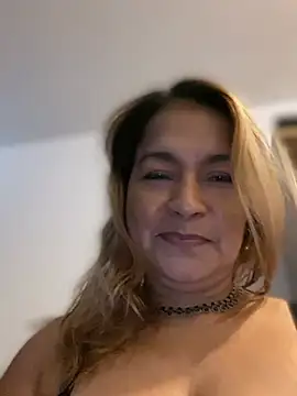 Jlo_69's Live XXX Chat