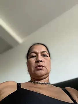 Jlo_69 – Live XXX-chat