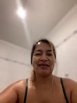 Jlo_69 Adlı Modelin Canlı XXX Sohbeti