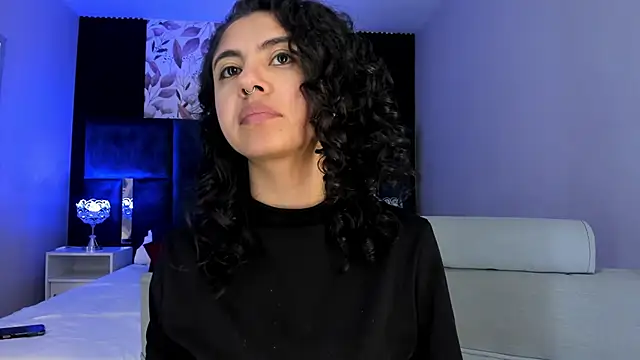 Amareto_'s Live XXX Chat