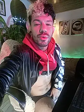 LatinMilk_ 在線直播表演