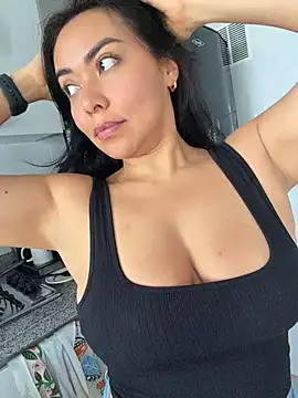 PetitLumiere Adlı Modelin Canlı XXX Sohbeti