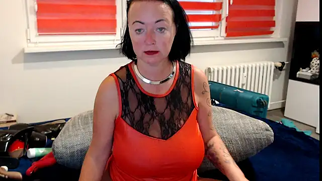 XXX chat uživo modela Alexie33