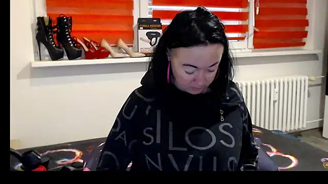 Alexie33 Chat XXX in diretta