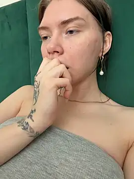Lisaaa_Alisa 现场XXX聊天