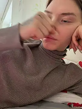 Lisaaa_Alisa Adlı Modelin Canlı XXX Sohbeti