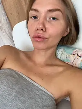Chat +18 de Lisaaa_Alisa ao vivo