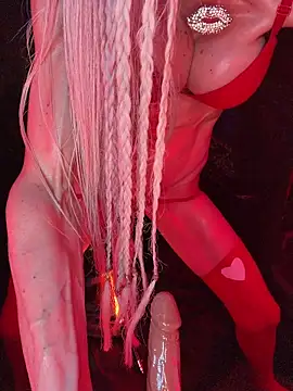 1NikiVegas' Webcam Show
