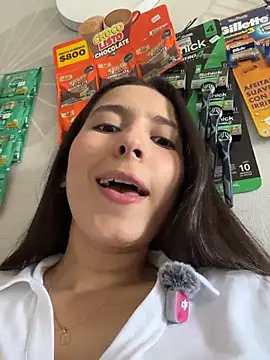 LittleDoll___'s Webcam Show
