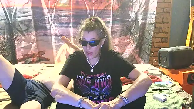 PropertyAndBiker Webcamshow