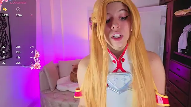 NATAASHA___ Show in webcam