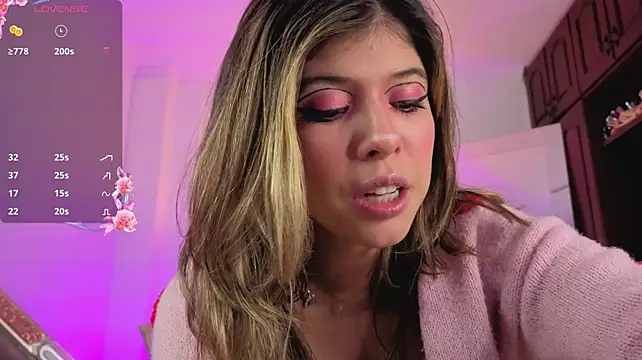 NATAASHA___'s Webcam Show