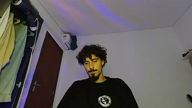milkoffe's Webcam Show