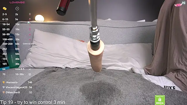 Black_and_Wh1te Webcam-Show