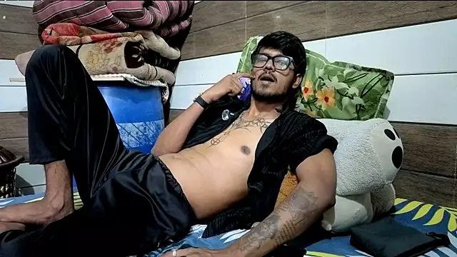 just_fucks Show Webcam