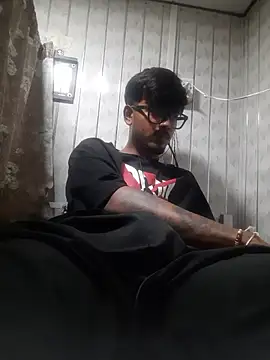 just_fucks 网络视讯表演