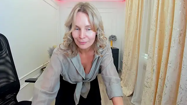 Sinty_Devis Chat XXX in diretta