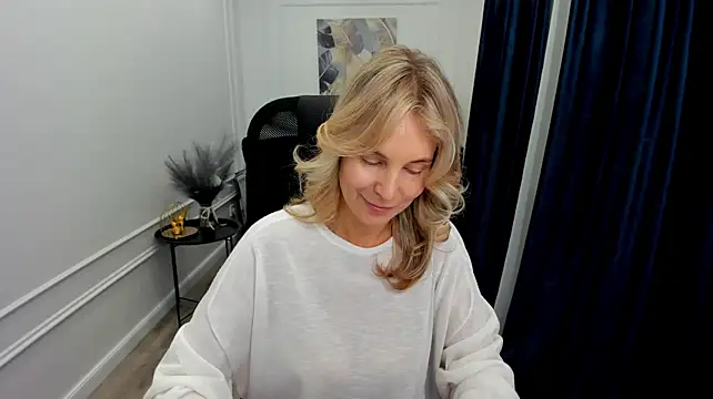 Sinty_Devis' Live XXX Chat