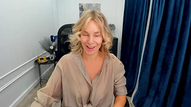 Chat XXX en directo de Sinty_Devis
