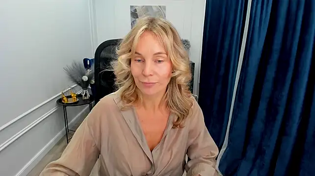 Sinty_Devis Live XXX-Chat