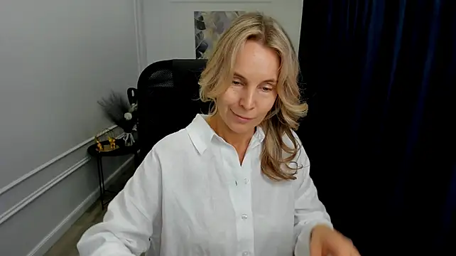Sinty_Devis' Live XXX Chat