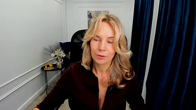 Chat XXX en directo de Sinty_Devis