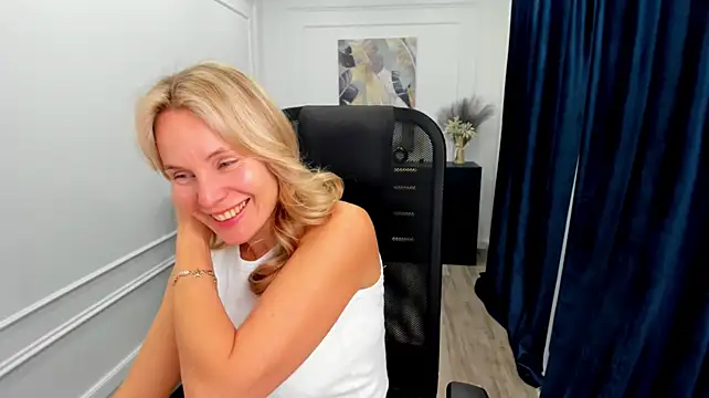 Sinty_Devis live XXX chat