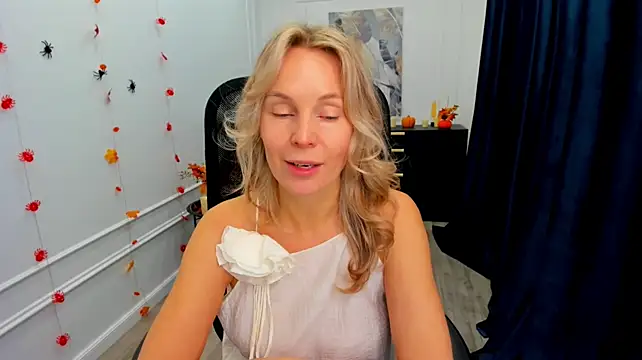 Sinty_Devis Chat XXX live