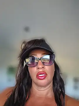 הופעת וובקאם של TheGoddessBianca
