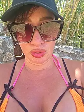 TheGoddessBianca Show in webcam