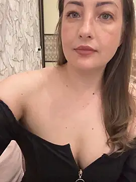 AnnaBri 라이브 XXX 채팅
