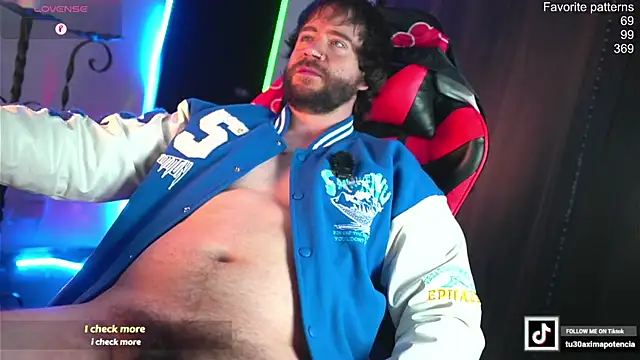Chat XXX en directo de Just_Your_Dreamboy