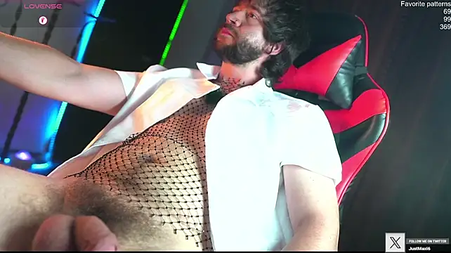 הופעת וובקאם של Just_Your_Dreamboy