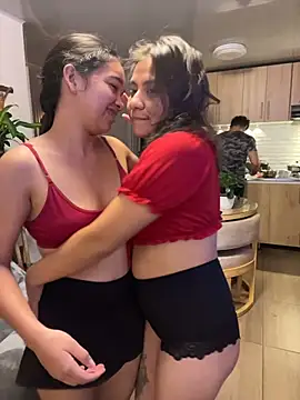 Poli_amor2025 webcam show