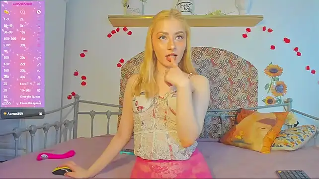Онлайн чат XXX LizzyJordansxox