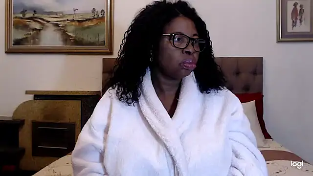 OmegaLipps' Live XXX Chat