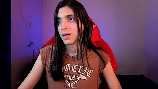 angelitofemboy Adlı Modelin Web Kamerası Şovu