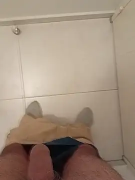 arnaudpo Show in webcam