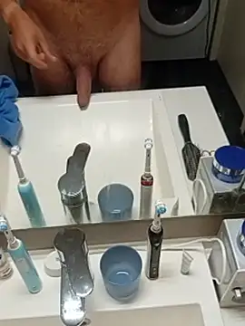 arnaudpo Show in webcam