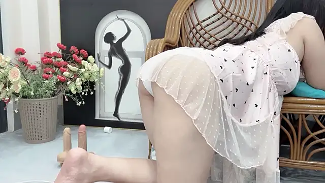 Sunflower-2k's Webcam Show