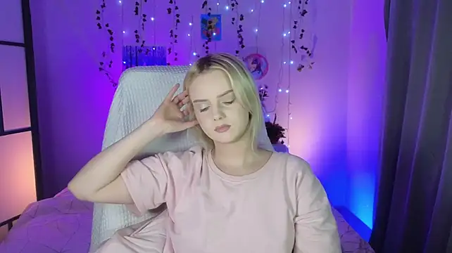 mimi_boobo Pertunjukan Webcam