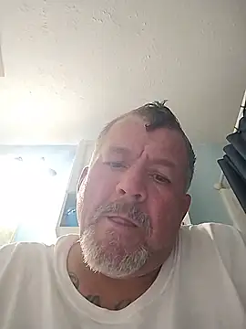 bigdoog8's Webcam Show