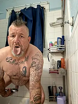 bigdoog8's Webcam Show