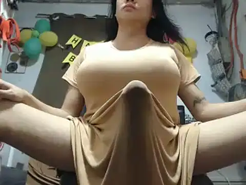 30cmHORSECOCKSELFSUCKER Webcamshow