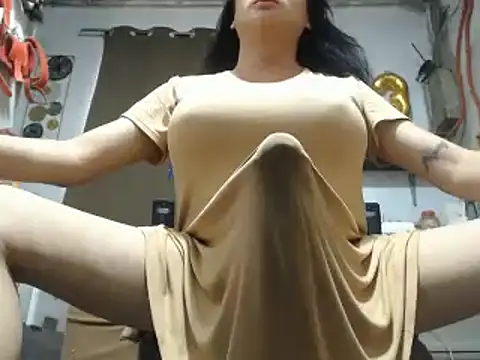 30cmHORSECOCKSELFSUCKER – webcam-show