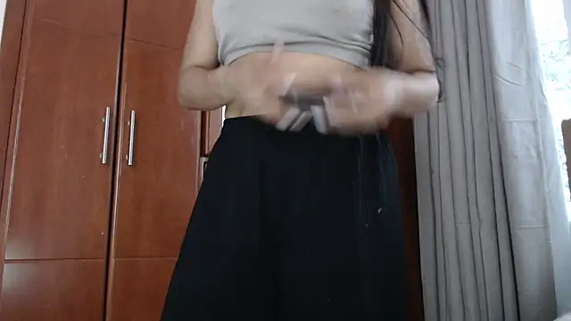 Ann_y Adlı Modelin Canlı XXX Sohbeti