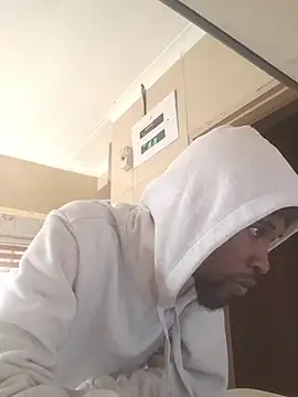הופעת וובקאם של koolbend